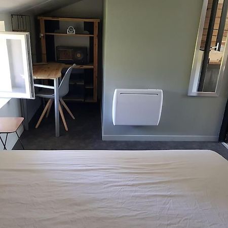 Petite Maison Type Loft En Plein Bourg D'アンバザック エクステリア 写真